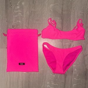 RARE TRIANGL HOT PINK BIKINI😍💕💖